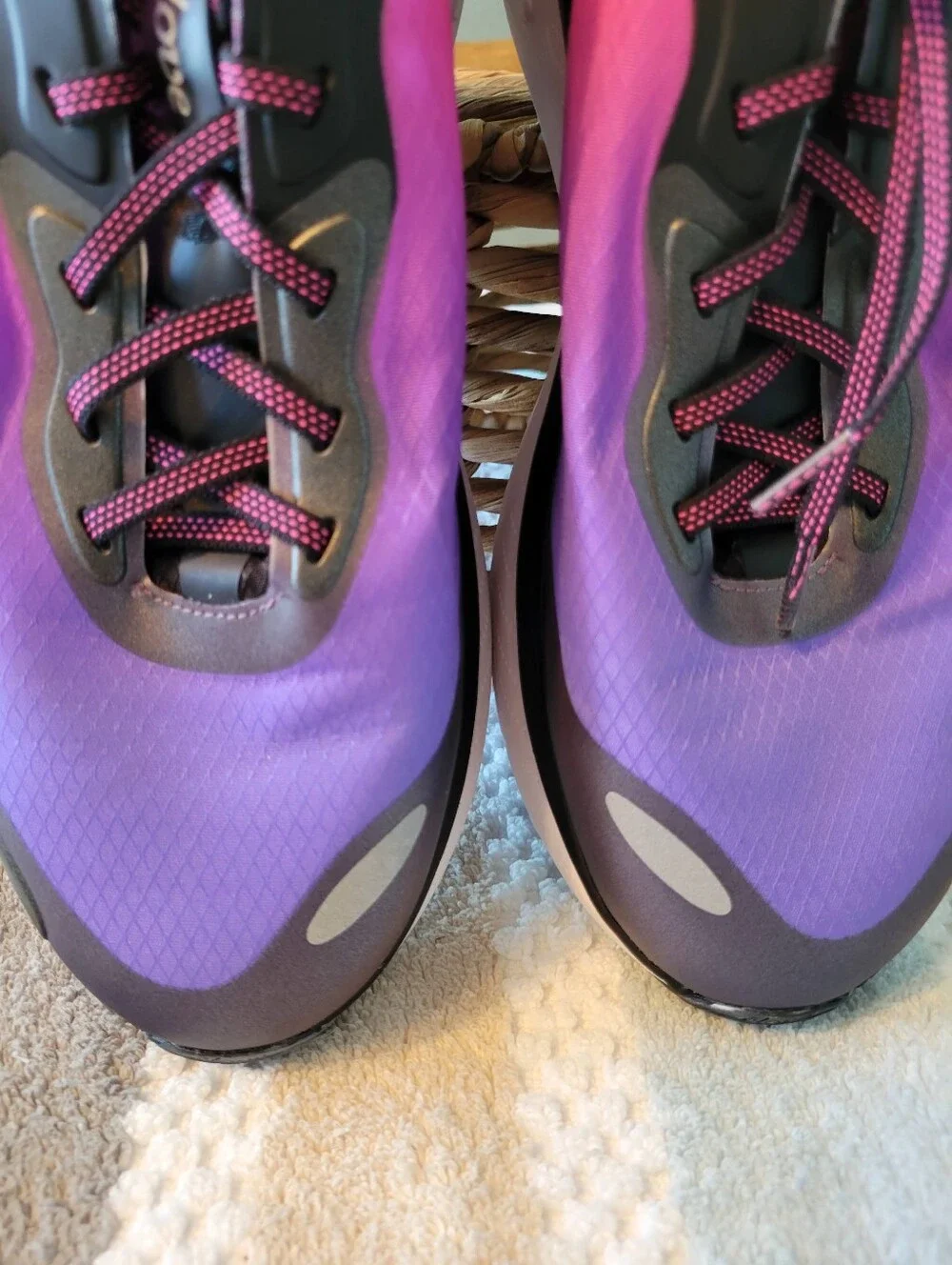 Cloves Alto Sneakers Shoes Healthcare Nursing Women's Size 10 / Men's 8.5